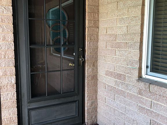 2nd image of 134 Hayden St