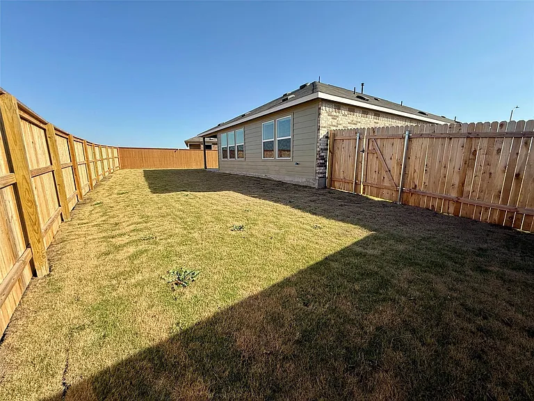160 Sky Meadows Cir — Photo 31