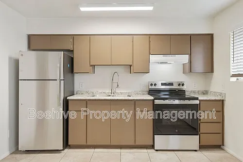 1634 E Monroe St #2 Photo 1