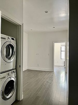 4th image of 824 9th Ave #2FN