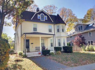 26 Warwick Rd #1, Newton, MA 02465