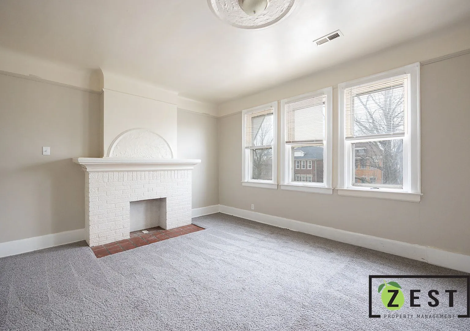 12120 Stoepel — Photo 2
