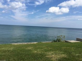 6399 Lake Rd, Madison, OH 44057