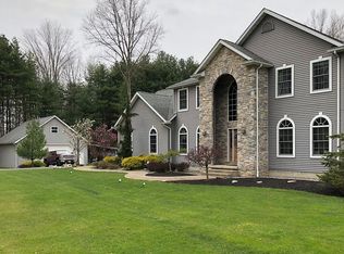 6355 King Graves Rd, Fowler, OH 44418