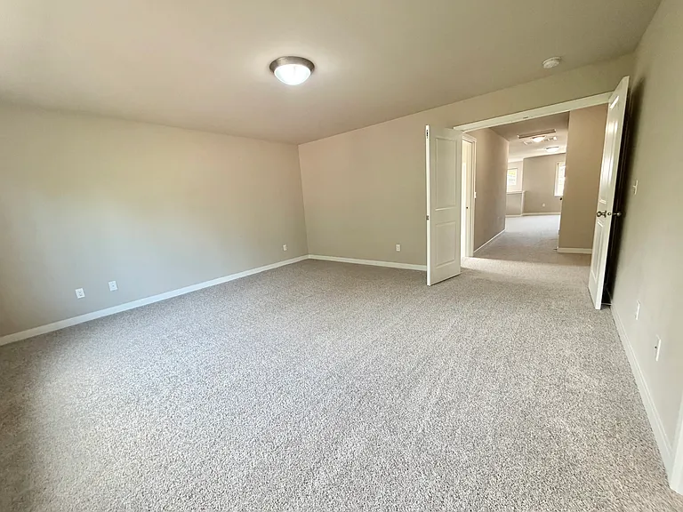 9229 5th Dr SE — Photo 8