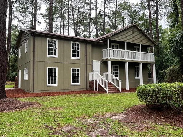 134 Churchill Cir, Leesburg, GA 31763