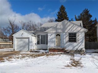 141 Lakewood Dr, Avon Lake, OH