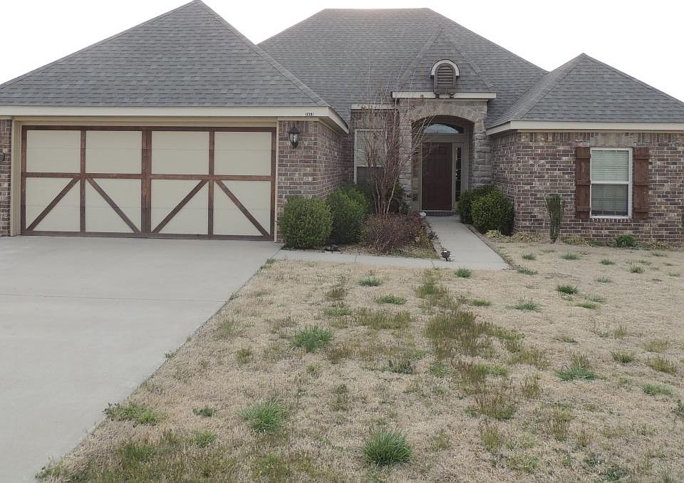 1st image of 1651 N Oakhaven Pl