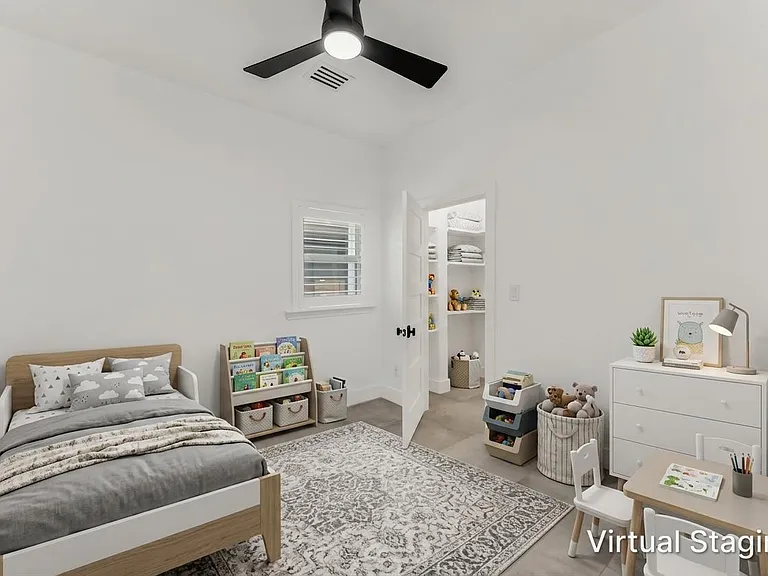 402 Hunt St — Photo 12