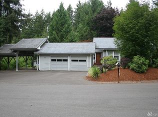 40 E Elmas Pl, Allyn, WA 98524