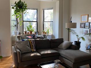 2070 S Damen Ave #3, Chicago, IL 60608