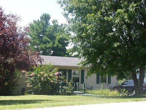 1st image of 307 Westwood St