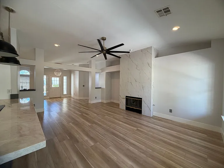 5004 Elm Grove Dr — Photo 3