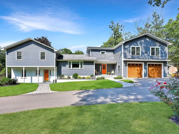 100 Ellery St, Wrentham, MA 02093