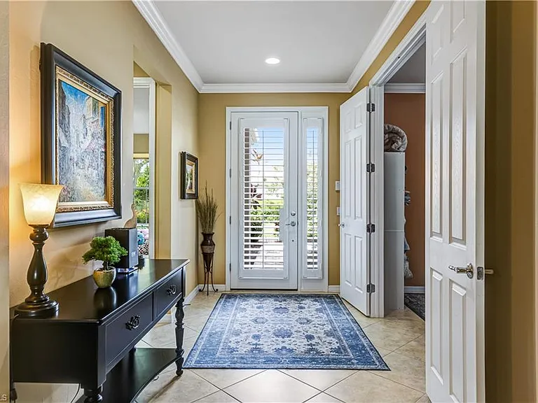 8650 Palermo Ct — Photo 3