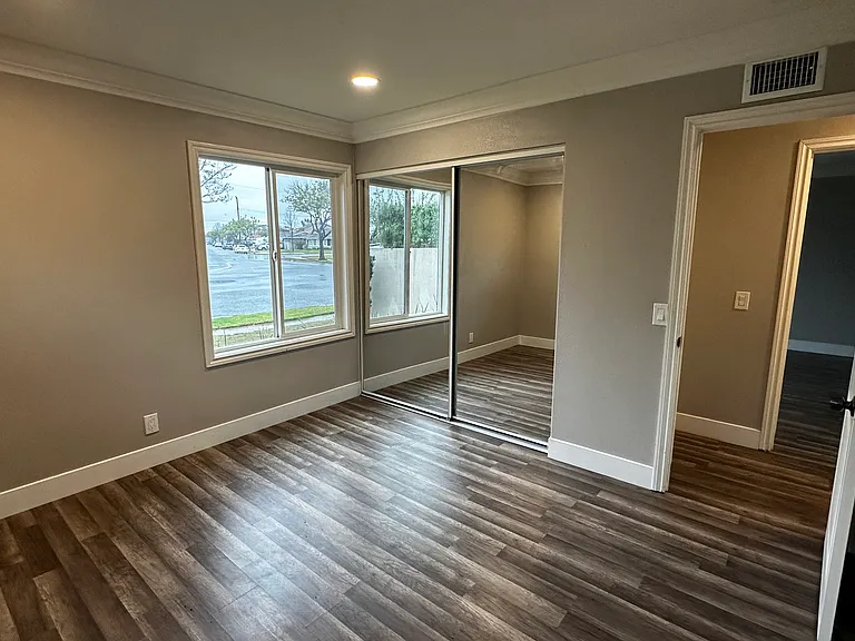 9390 Heather Ave — Photo 34