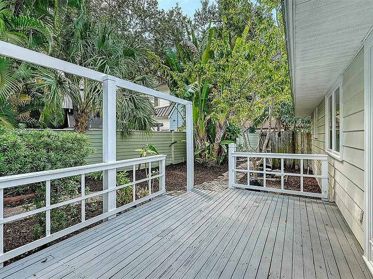 1770 S Oval Dr — Photo 8
