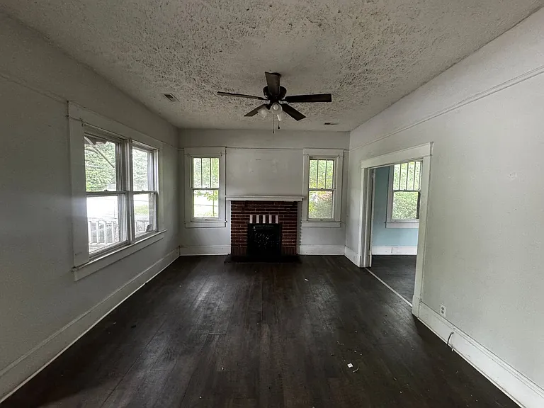 1004 Fallston Rd — Photo 6