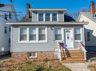 17 Peachtree Rd FLOOR 2, Maplewood, NJ 07040