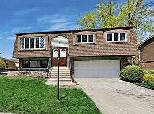 7742 161st Pl, Tinley Park, IL 60477