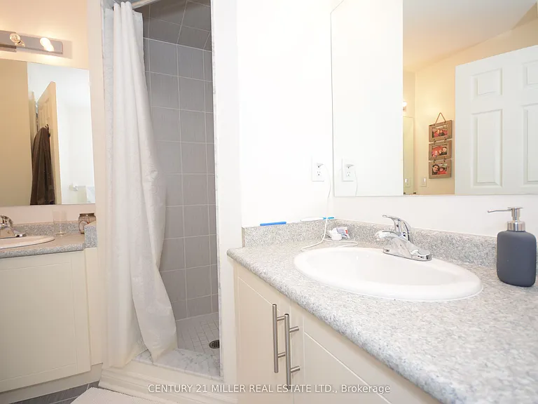 2420 Baronwood Dr #3 — Photo 21