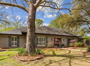 5325 River Thames Rd, Jackson, MS 39211
