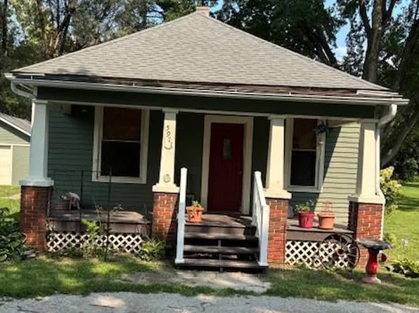 5911 S 14th St, Saint Joseph, MO 64504