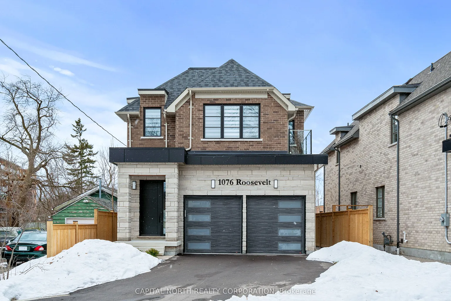 1076 Roosevelt Rd photo 1