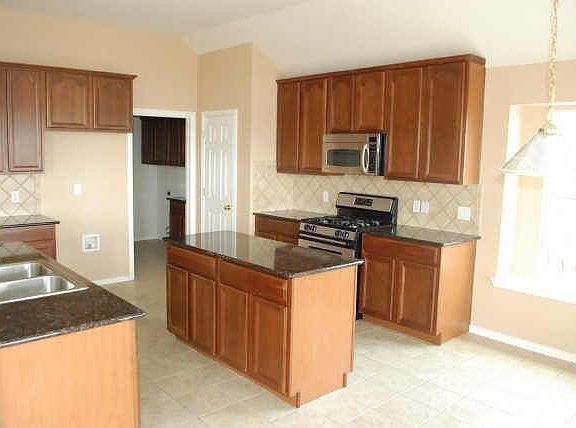 4th image of 4449 Mallow Oak Dr