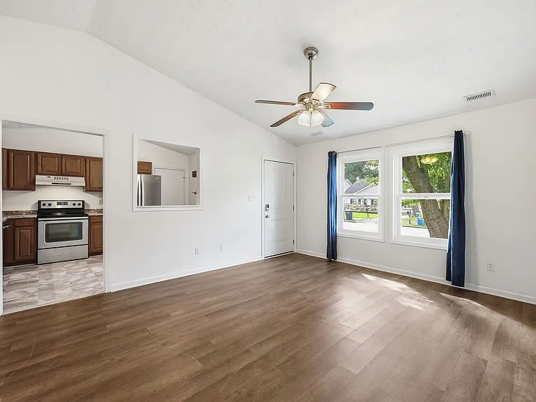 3021 Steeple Chase Ct — Photo 3
