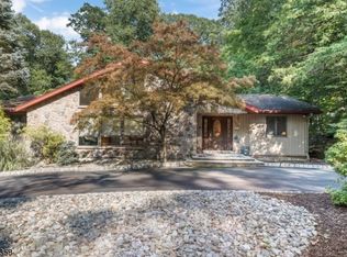 114 Stanie Glen Rd, Watchung, NJ 07069