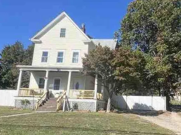 43 Columbia Street, Huntington Station, NY 11746