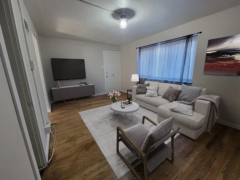 Home Heights Apartments — Photo 14