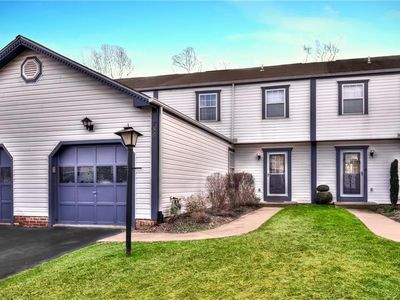 756 Sunset Cir, Cranberry Township, PA, 16066
