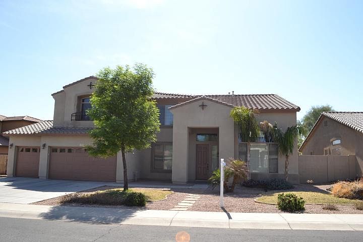 1st image of 17927 W Banff Ln