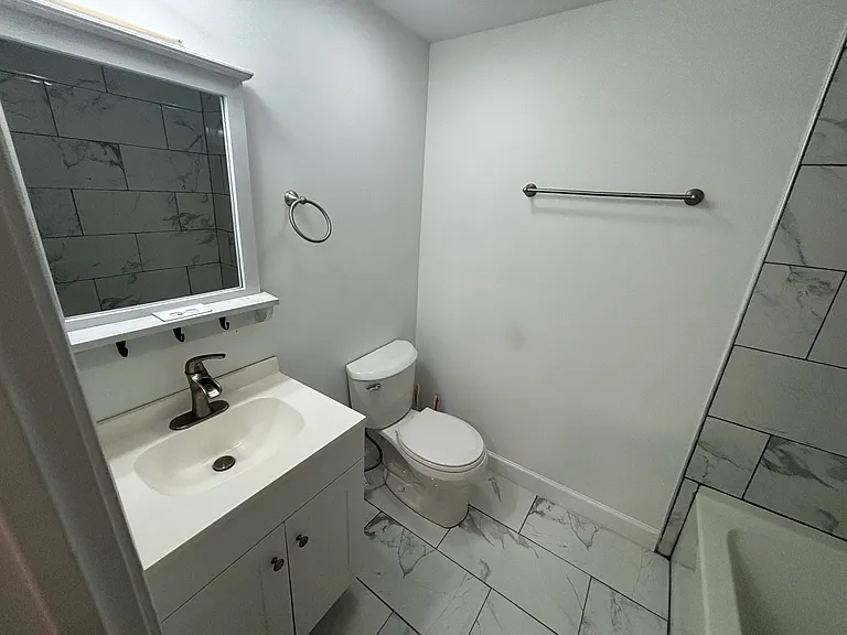 4 Wilder Dr — Photo 7