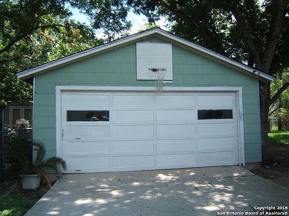 5th image of 127 Galway Dr