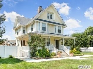 76 Washington Ave, Brentwood, NY 11717