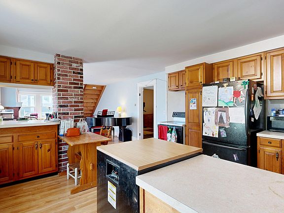 2nd image of 12 Gerry Avenue