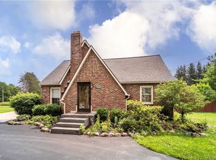 7411 Derby Rd, Derby, NY 14047