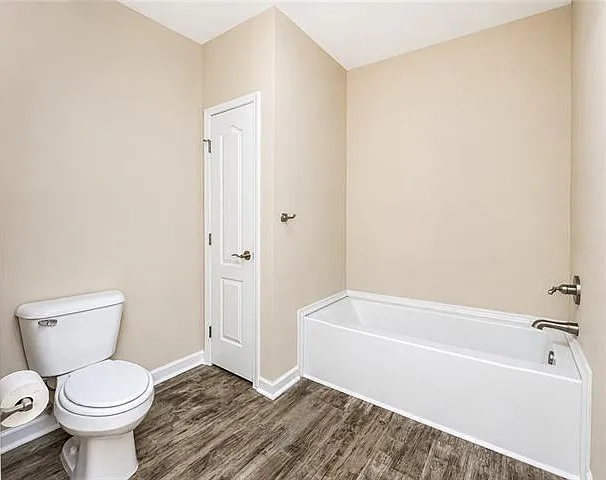 443 Juliette Ln — Photo 12