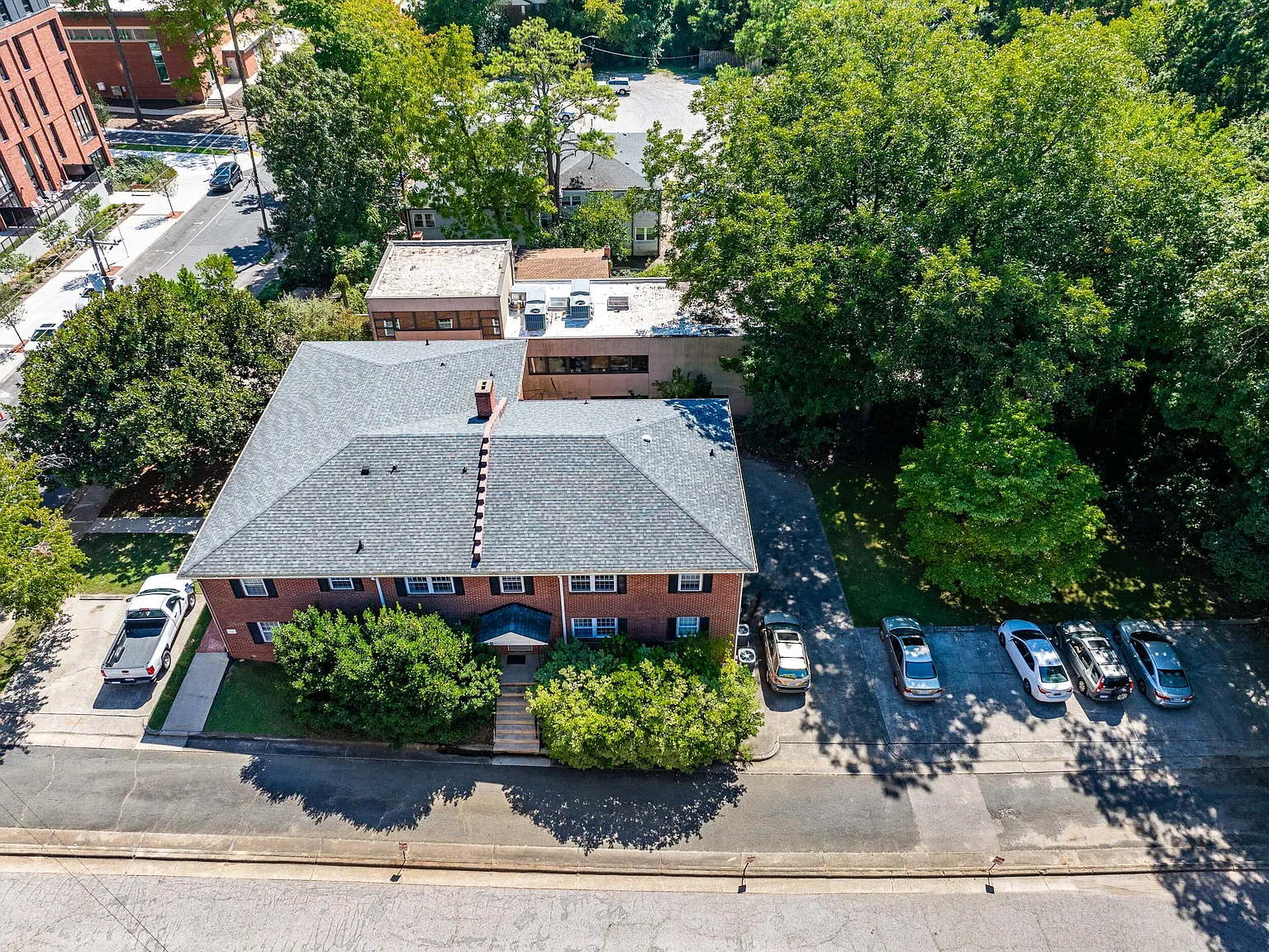 120 Cox Ave — Photo 4
