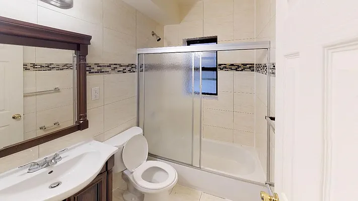 Rented by Metro Garden Realty NYC | media 51