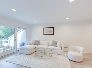 22 Back Ct, Isle Of Palms, SC 29451