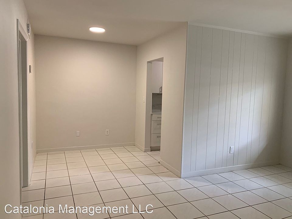 1st image of 002-223 Antilla Ave #9