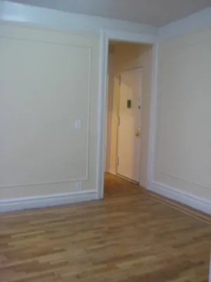 Rented by The Dermot Realty Management Company | media 20
