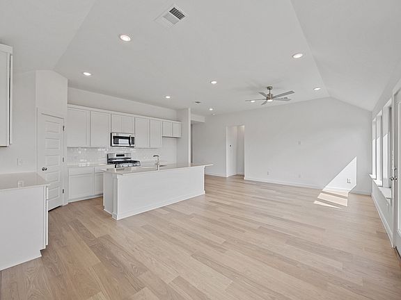 Colorado home plan by Trophy Signature Homes - REPRESENTATIVE PHOTO