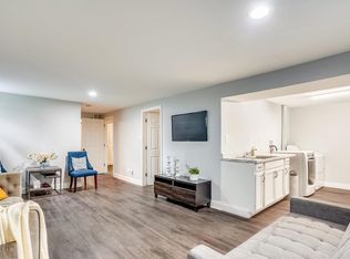 8306 Donoghue Dr, Hyattsville, MD 20784