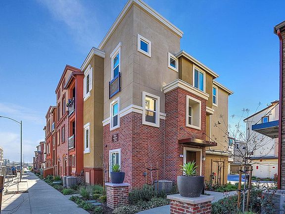 2nd image of 1573 De Rome Dr Unit 7