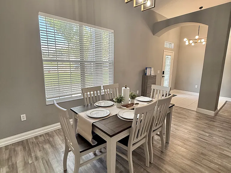 10240 Barrington Ct — Photo 7